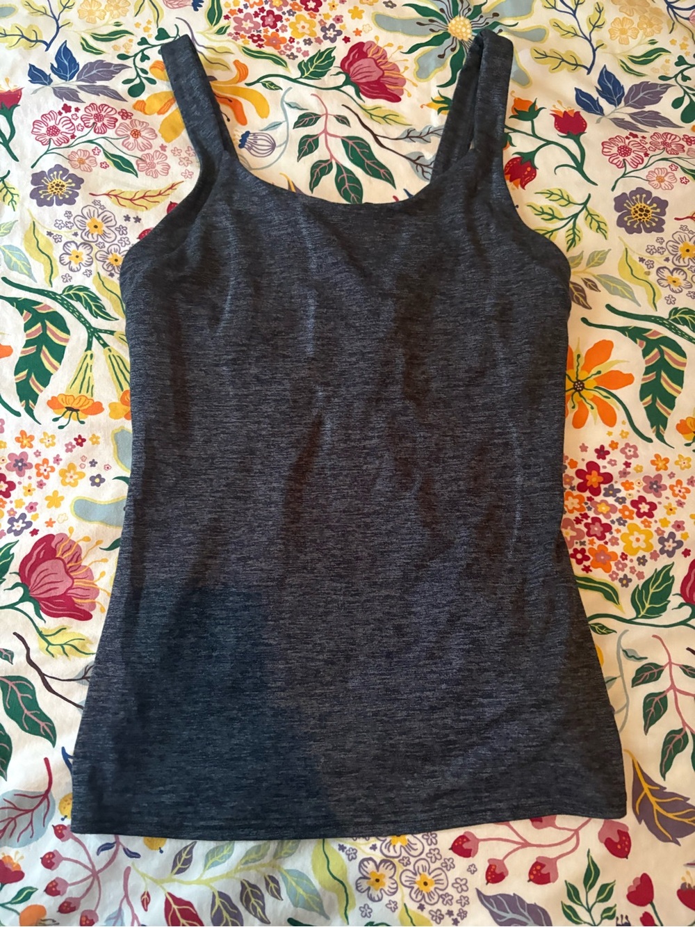Alo Yoga gray tank top size S